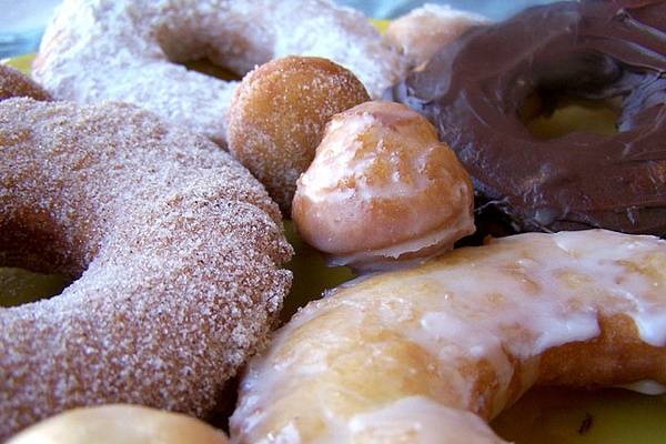 What the WHAT? New Study Recommends Eating Donuts for Breakfast to Lose Weight!