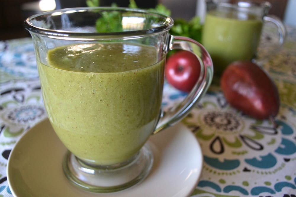 Pear and Parsley Smoothie