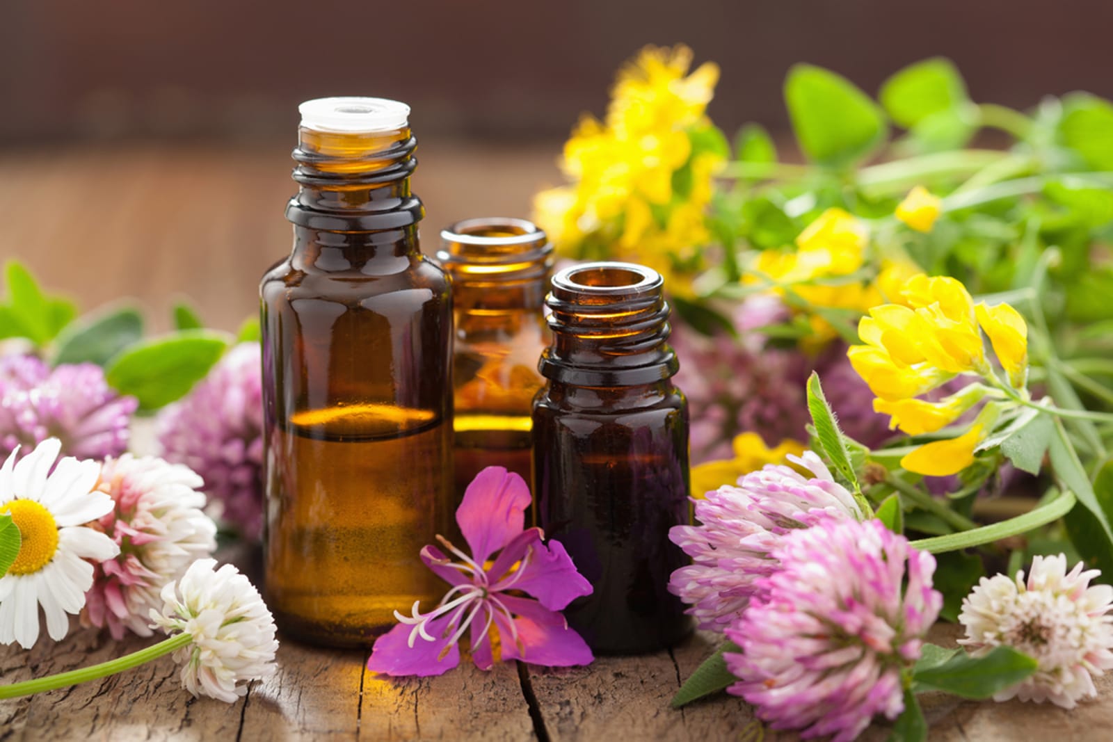 The 5 Best Essential Oils for Glowing Skin