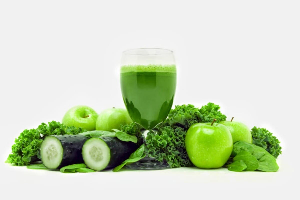 Green Juice Detox Recipe [Vegan, Raw, Gluten-Free]