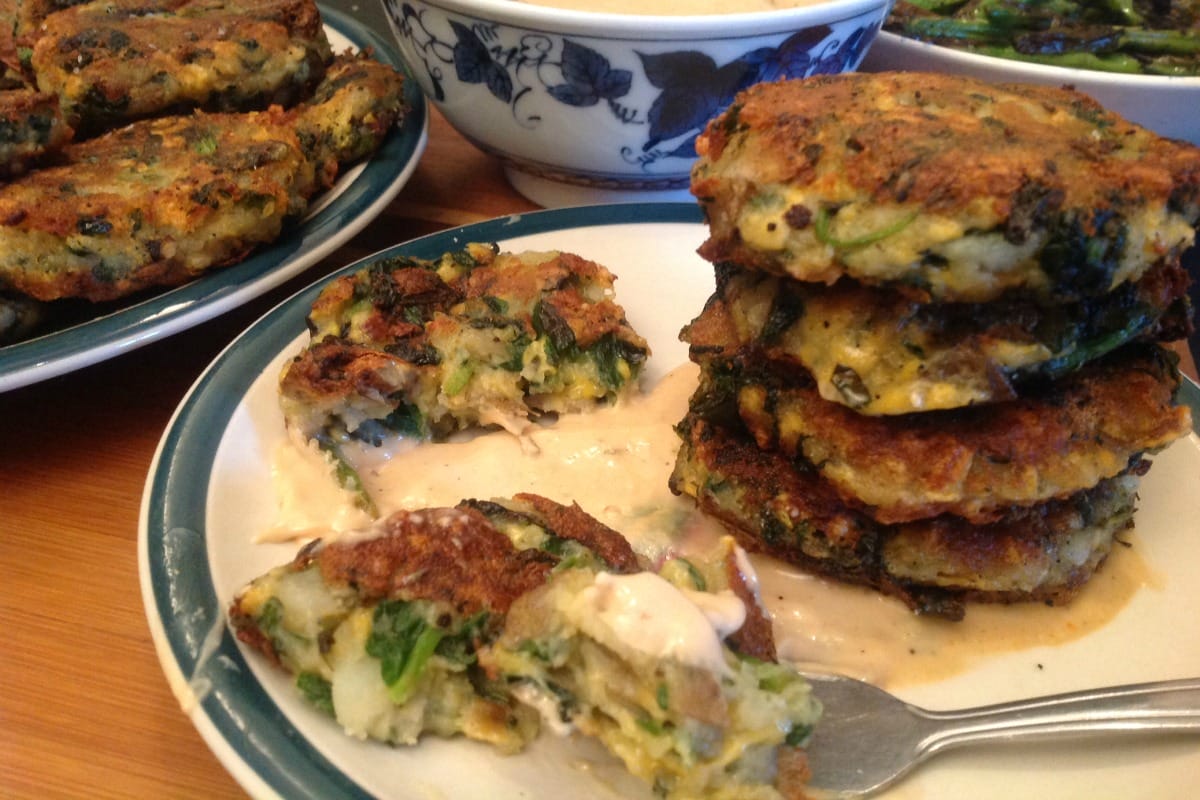 Potato and Spinach Cheddar Fritters With Horseradish Dipping Sauce [Vegan, Gluten-Free]