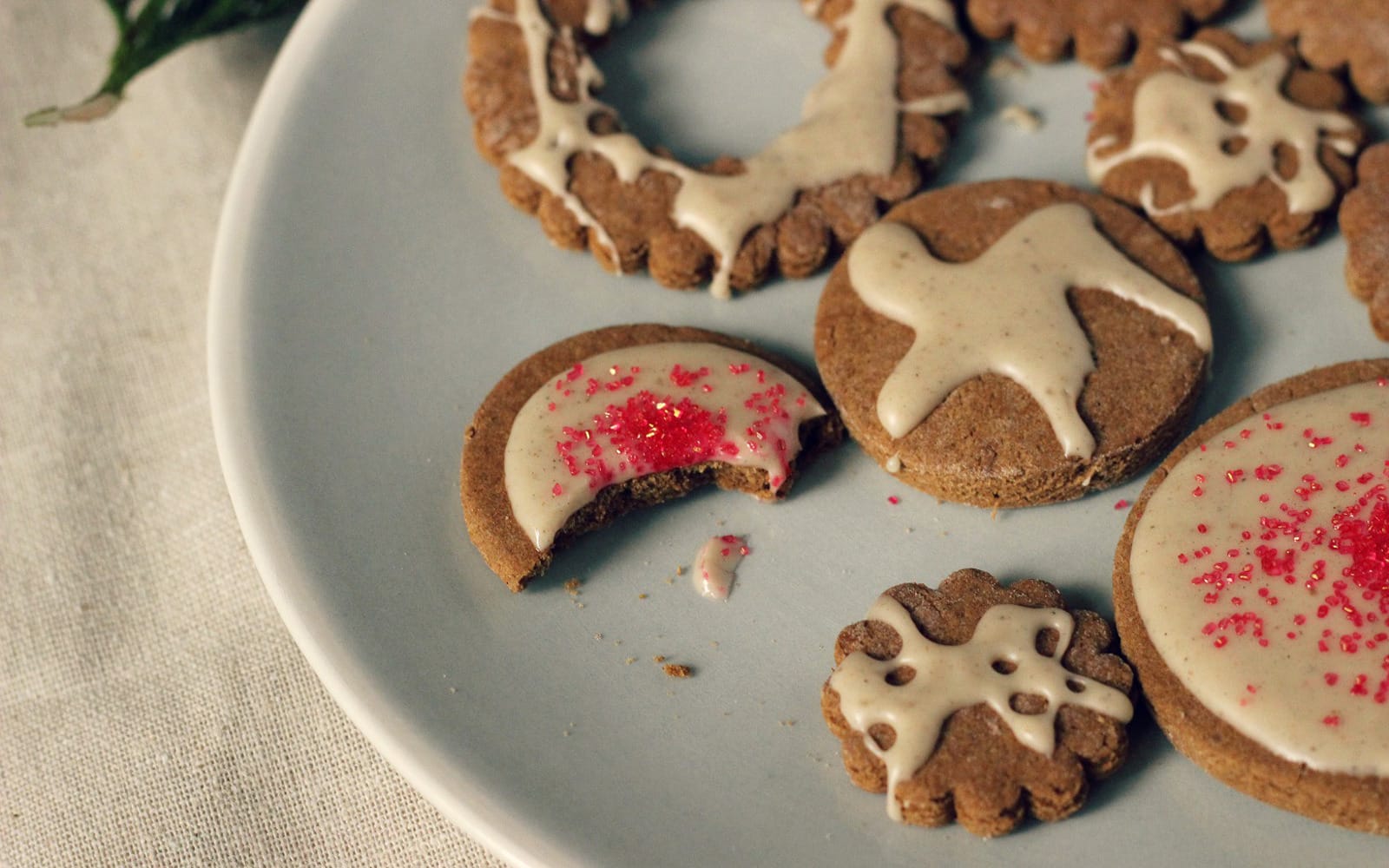 Gingerbread Cut-Outs With Cardamom Vanilla Glaze