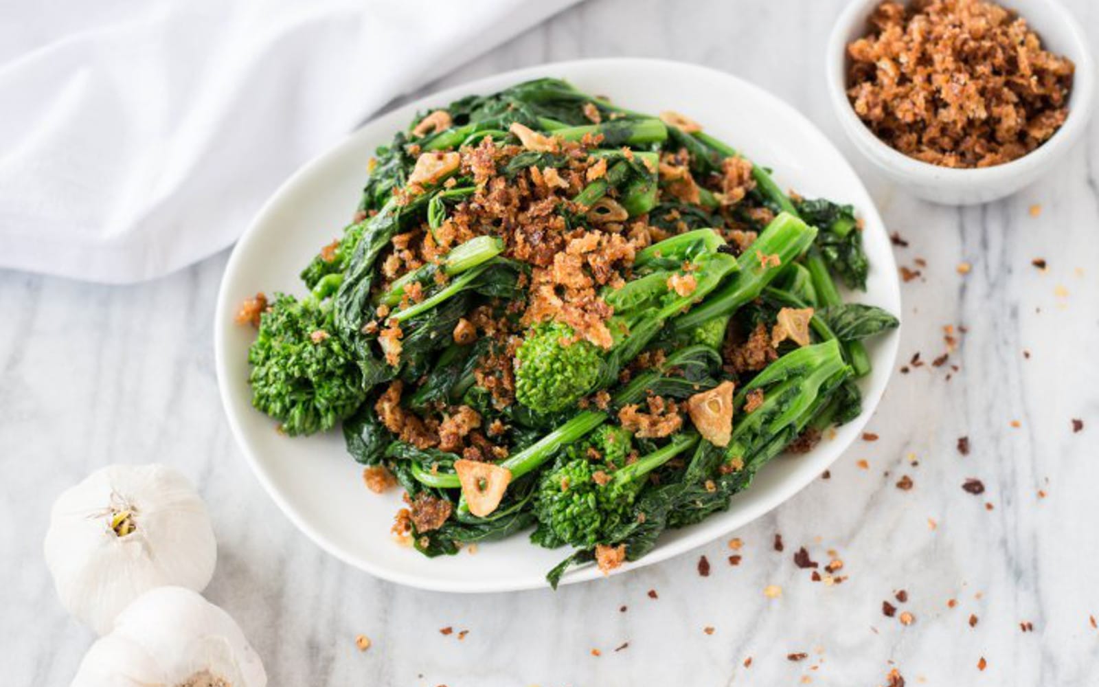 Garlicky Broccoli Rabe With Chili Breadcrumbs