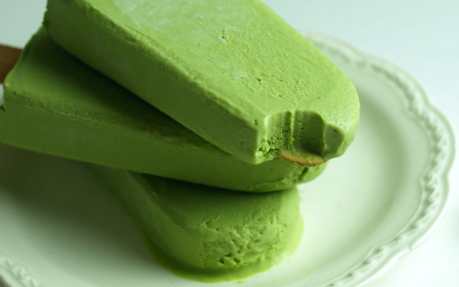 Creamy Matcha Green Tea Popsicles 4