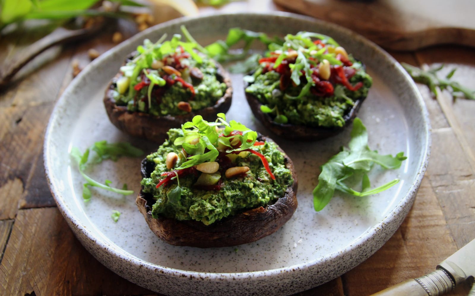 Grilled Mushrooms With Spinach Kale Pesto 2