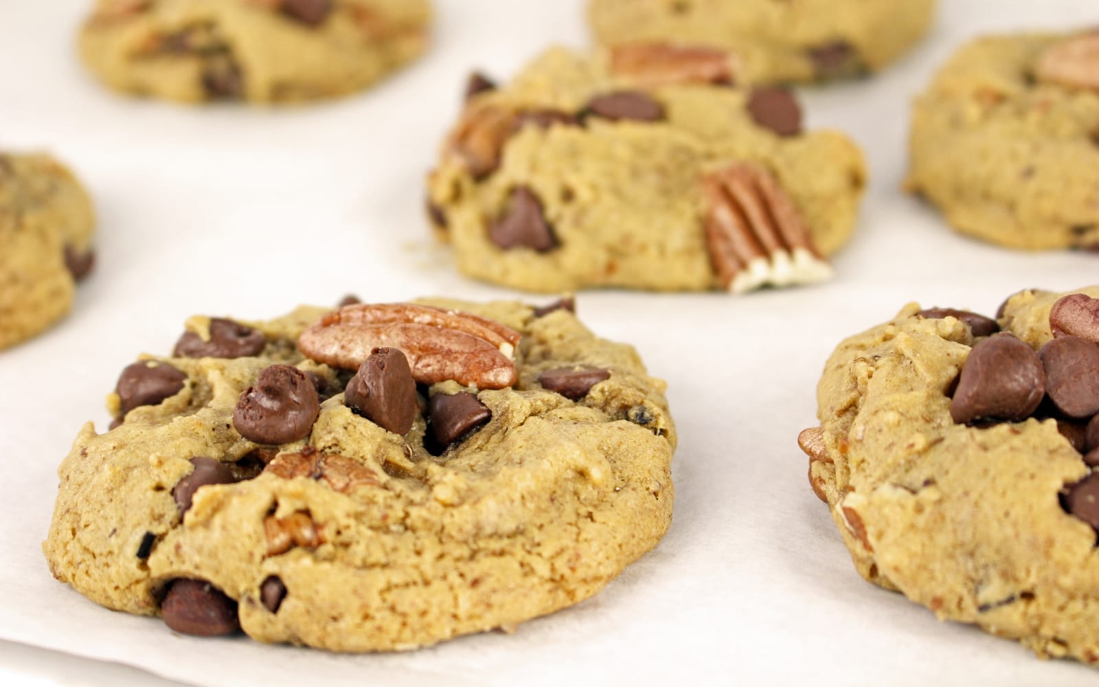 Butter Pecan Cookies with chocolate chips