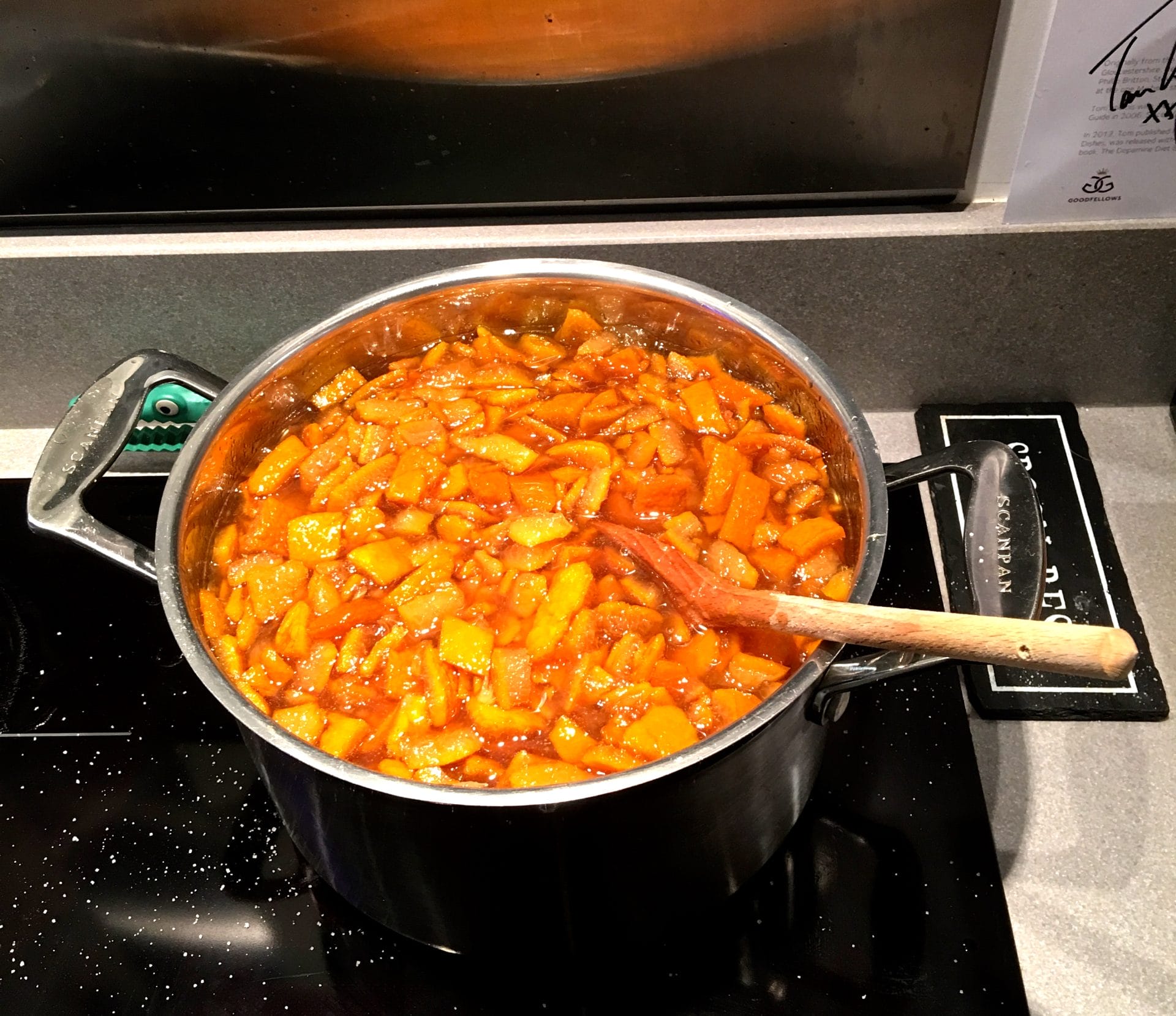 Boiling oranges