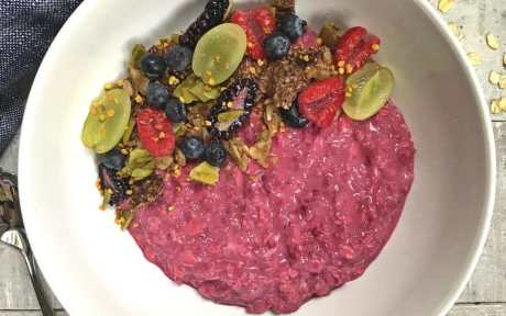 beet and berry overnight oats