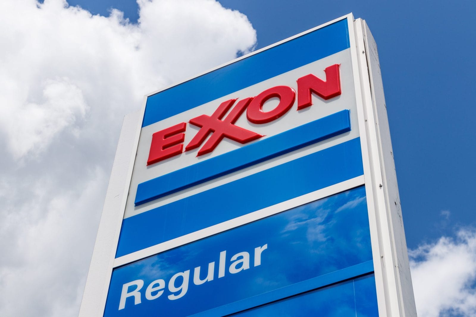 Exxon mobile gas sign